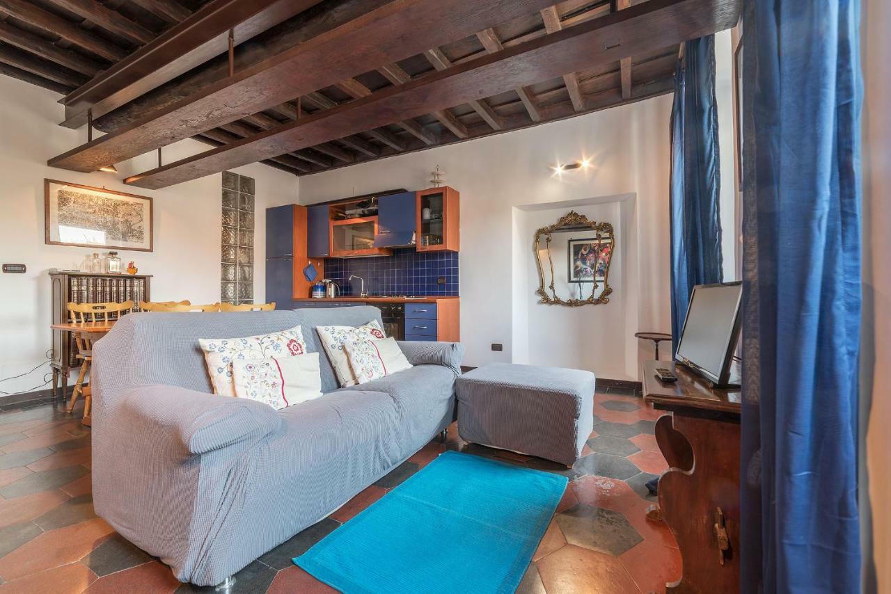 Colosseo & San Clemente Cozy Flat Rome Bagian luar foto