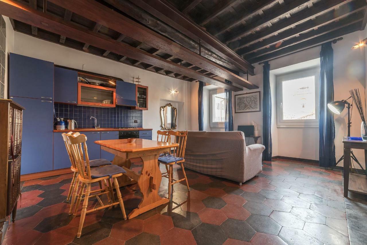 Colosseo & San Clemente Cozy Flat Rome Bagian luar foto